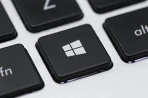 Windows 11 adoption: almost 10 percent growth while Apple loses